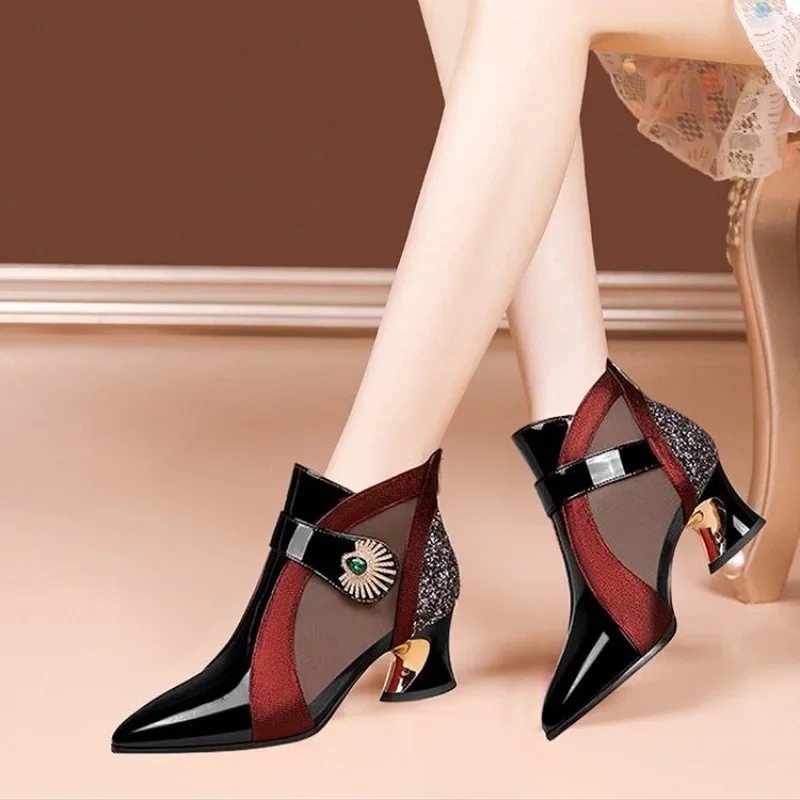 Sew On Rhinestone - รองเท้าแตะระบายอากาศสำหรับผู้หญิงสำหรับฤดูร้อนตกแต่งด้วยพลอยเทียมรองเท้าแตะแบบอังกฤษย้อนยุครองเท้าส้นสูงหนังสีดำ Bot modis ผ้าตาข่ายผู้หญิง